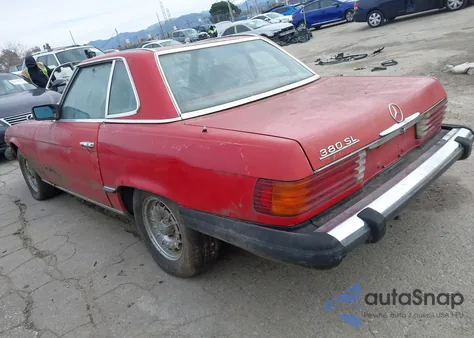 1984 Mercedes-Benz 380 Sl z USA, uszkodzony, nr VIN WDBBA45A8EA003937